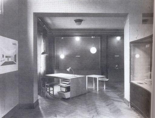 La Bauhaus se va a Dessau Por falta de fondos cierra