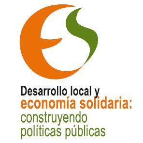 Desarrollo local y economía solidaria: construyendo políticas públicas Arrupe Etxea, Bilbao, 28 de abril de 2015 Introducción La bienvenida y presentación estuvieron a cargo de las tres entidades que