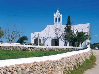 12 CASA DE COLÒNIES SANT JOAN DE MISSA Adreça: Camí de Sant Joan de Missa, km 5 07760 Ciutadella de Menorca Accés: Des de
