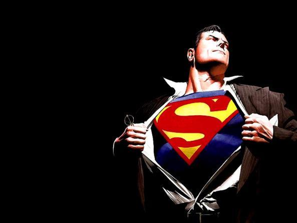 CLAVE SOCIOLÓGICA: SUPERMAN Es adoptado por padres terrestres ya que él proviene de otro planeta.