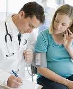 Prenatal, Preparación de la paciente para el examen físico, se le proporciona una bata, se le indica que debe miccionar de ser necesario y se le explica en forma sencilla en que consiste la