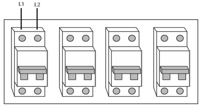 Tablero de Distribución Los tableros de distribución (TD) con llaves térmicas proporcionan a la instalación eléctrica de la vivienda mayor seguridad en comparación con las llaves de cuchilla.