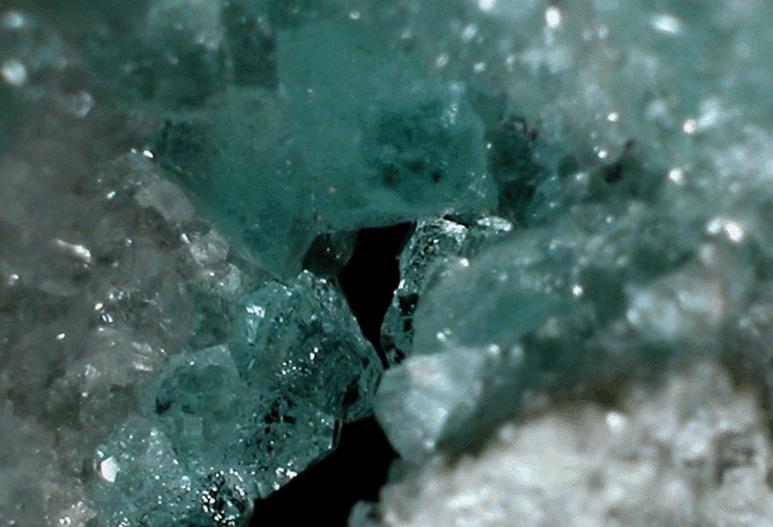 ..) Minerals i roques no  S utilitzen com a primeres matèries.