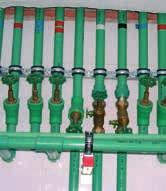 Sistema Hilti MQ Fijación de abrazaderas para suportación de tuberías en instalaciones.
