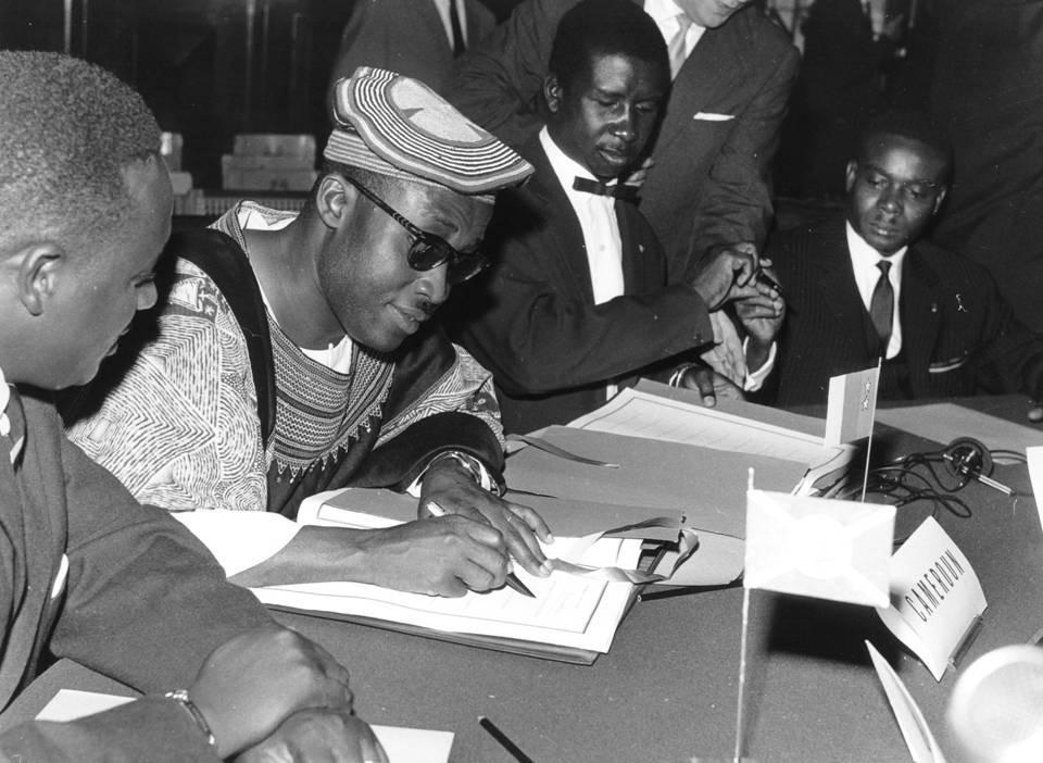 Historia de la Unión El 20 de julio de 1963, durante la Conferencia de Yaunde, la CEE firmo su