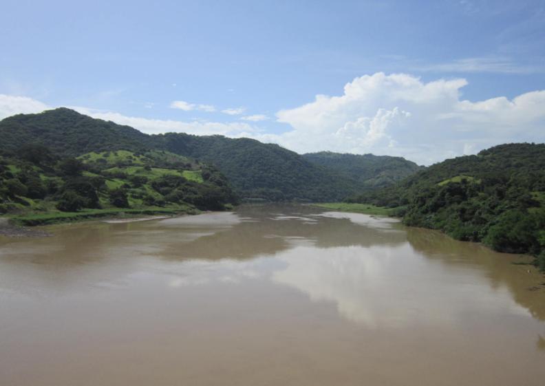Cuenca del río Lempa Es la cuenca más importante del país, su extensión 10, 255 km², y es compartida con Guatemala y Honduras.