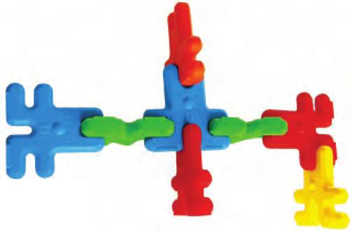 3306 Resaque Geométrico 4 Tableros de diferente color con figuras para encajar que además de desarrollar las capacidades motoras finas del niño y sus habilidades de