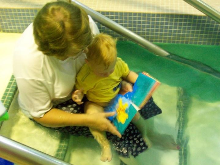 Desde el 2004, la Búsqueda de Vida se ha asociado con el Centro de Recursos para la familia de Caldwell para proporcionar experiencias divertidas y seguras en piscina para las familias.