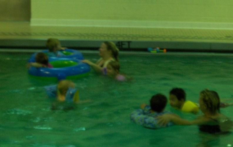 Actividades de natación también se proporcionan en Alexander y el condado de Burke.