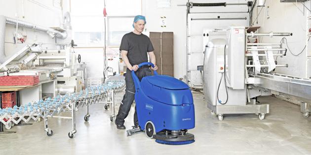 Para limpiar hasta 3.500 m2 Ancho de trabajo: 530 mm Rendimiento práctico: 1.