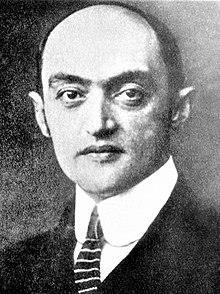 Schumpeter: Economista austriaco (1883-1950) La innovación es el motor del desarrollo económico. La innovación nace de la recombinación de factores de producción existentes en una sociedad.