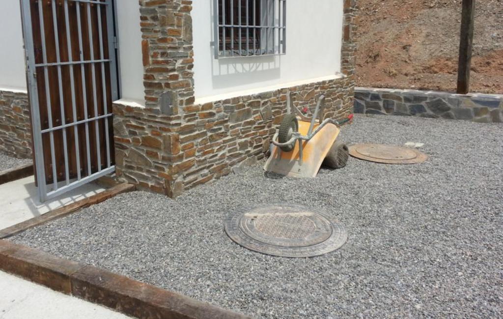 Caso de la depuradora de Cáñar (Granada) Depósito D Depósito decantador primario (5 m 3, soterrable) Depósito de impulsión