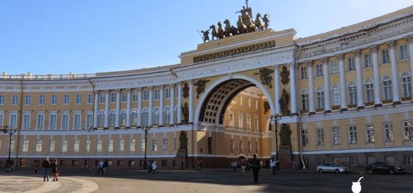 Día 3 San Petersburgo Por la mañana podremos disfrutar de tiempo libre para pasear por la ciudad a nuestro aire o profundizar nuestros descubrimientos en algunos de los numerosos museos.