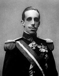1. La Monarquía en el Primer Tercio del Siglo (1902-1931) 1.1. Alfonso XIII Alfonso XIII, rey de España entre 1886 y 1931 Entre 1885 y 1902 María Cristina ocupa el trono como regente.