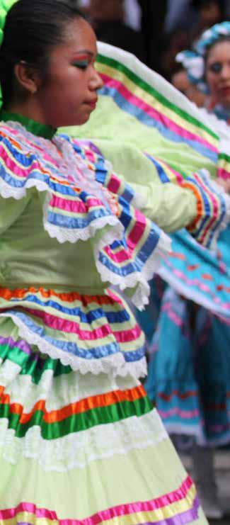 DANZA Zapateados de méxico intermedio Instructora: Erandi Mejía Almonte Formar bailadoras y bailadores para contextualizar, conocer y aprender zapateados de diferentes regiones del país.