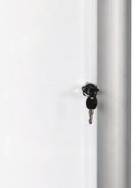 Total: 23mm VITRINA PUERTAS CORREDERAS Sistema de puerta corredera ideal para pasillos y espacios estrechos Resistente y duradera Vitrina elegante y resistente con fondo magnético y llave.