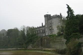 Castillo de Kilkenny Castillo de Kilkenny es un lugar de interés cultural que no te puedes perder de Kilkenny en County Kilkenny.