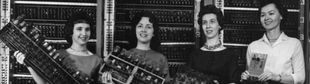 Caracteristicas de la ENIAC (primera generación) 300 multiplicaciones