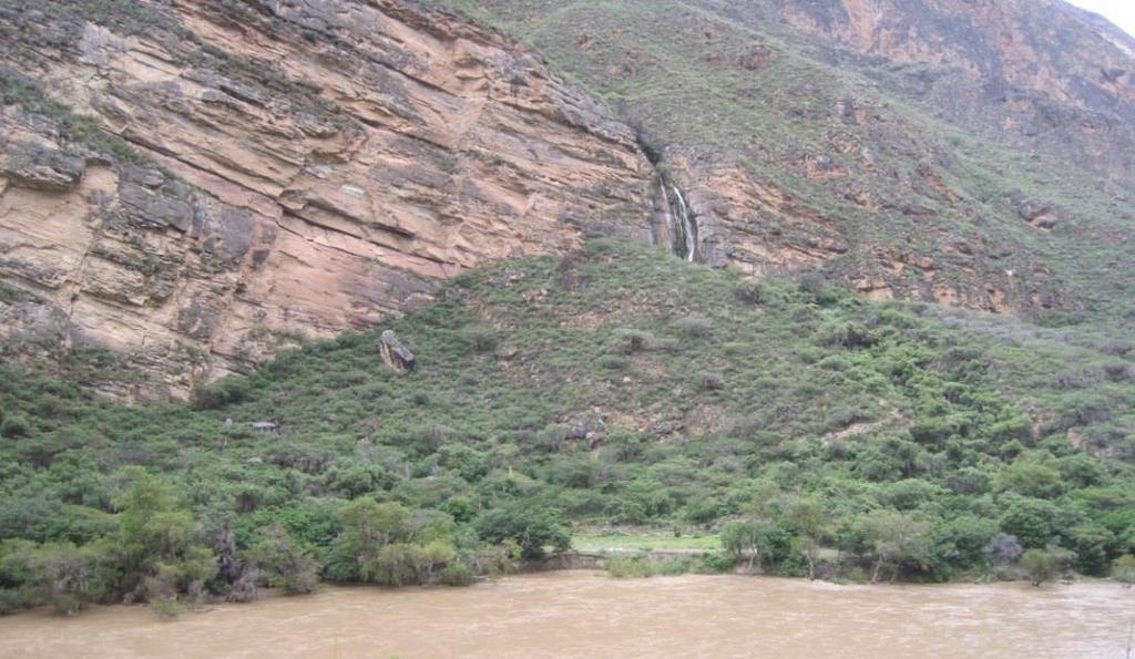 Fotografía 4.4.8-3.Subpaisaje cono de acumulación (río Marañón) Fuente: CESEL S.A. Trabajo de campo. Febrero-2014.