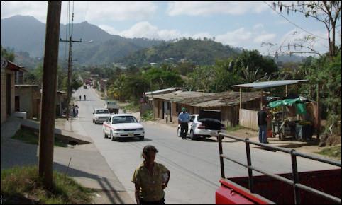 EL PARAISO Es uno de los departamentos de Honduras, cuyos límites fronterizos los comparte con la República de Nicaragua, este pintoresco departamento, cuenta con muchos pueblos y ciudades, que, en