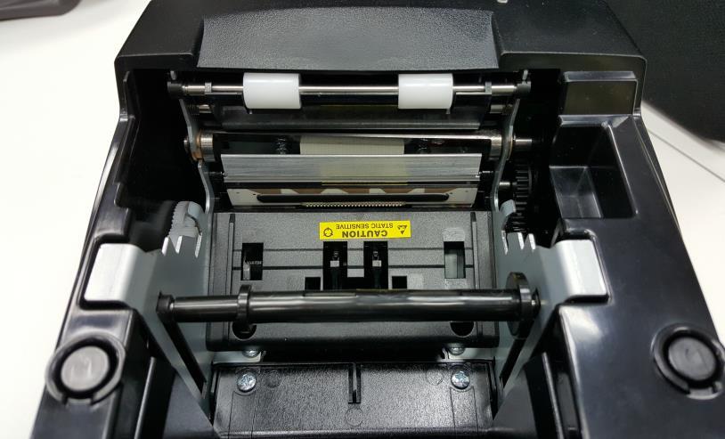 4 Mantenimiento preventivo Limpieza del cabezal de impresión El cabezal de impresión puede alcanzar altas temperaturas después del uso.