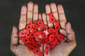 El Marco de Salud, Dignidad y Prevención Positivas La persona que vive con el VIH en el centro del manejo de su salud y bienestar.