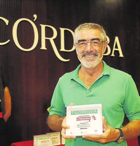 LUIS CALVO (TENIS DE MESA) TRAYECTORIA Este técnico catalán afincado en Priego de Córdoba desde hace más de treinta años ha llevado al Cajasur