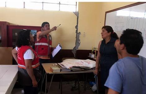Especialistas del Centro Emergencia Mujer visitan a familias damnificadas en Caravelí - Arequipa El Ministerio de la Mujer y Poblaciones Vulnerables (MIMP) informó que un equipo del Centro Emergencia