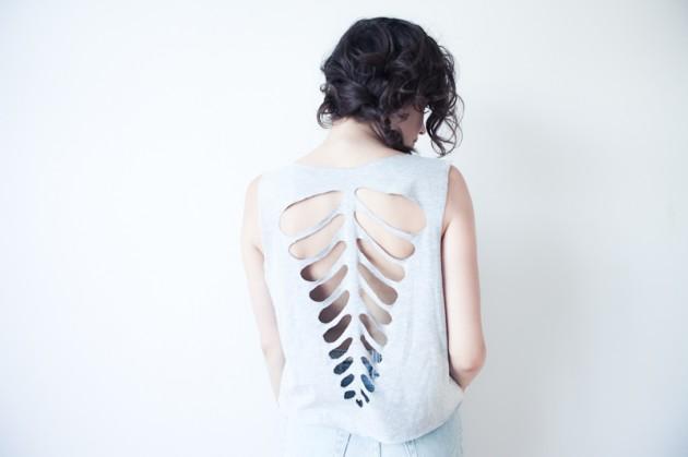 CAMISETA ALAS Camiseta para mujer Tirantes Con la forma de unas alas recortadas en la espalda