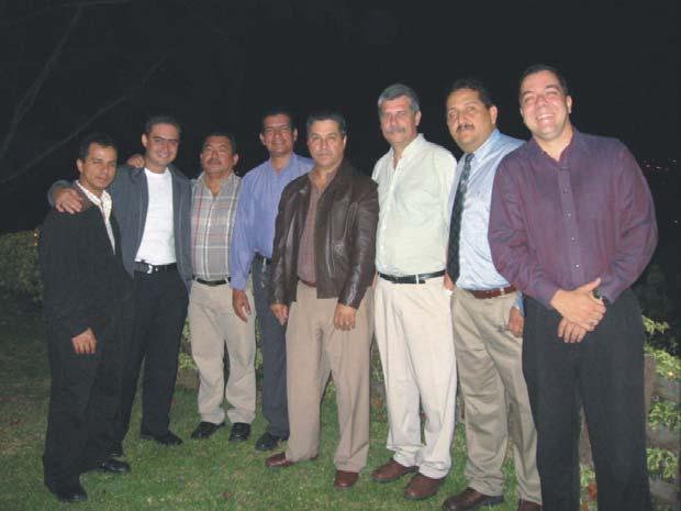 El 16 de marzo de 2006, los doctores Marcial Daza e Ibrahim Echeverría, ingresaron con los cargos de residentes, ganados por concurso de oposición, a la Residencia Asistencial Programada en Urología.