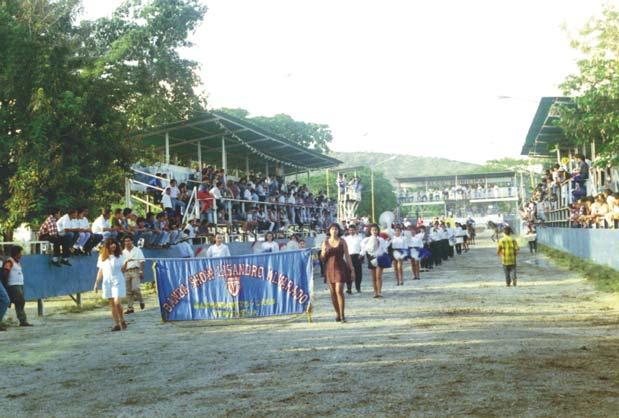 Banda Show Colegio Lisandro Alvarado, tarde de los toros coleados. 19-11-1995.