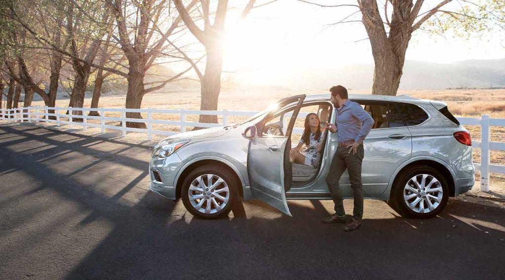 LUXURY IS HUMAN Presentamos Buick Envision la nueva integrante de la familia que llega a complementar el portafolio de las SUVs de Buick.