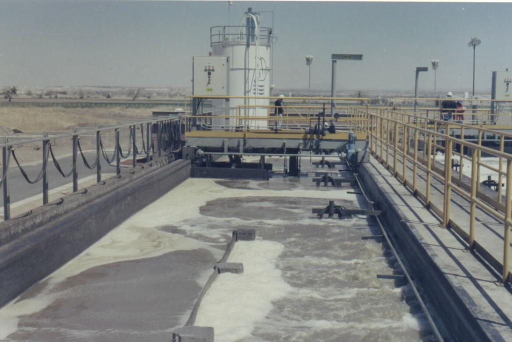 Aguas Residuales de Ciudad Juárez Ciudad Juárez tiene un tratamiento de aguas residuales tipo primario- avanzado. Existen dos PTAR con capacidad de 2.5 y 1.