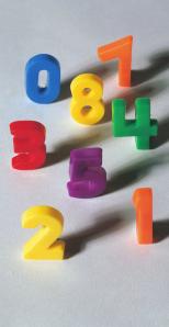2 Descompón los números en unidades de millar, centenas, decenas y unidades.