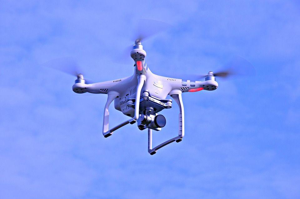 Los vehículos aéreos no tripulados, conocidos como drones para uso civil o su denominación aeronáutica REMOTELY PILOTED AIRCRAFT SYSTEMS (RPAS) se encuentran en expansión y desarrollo como unos de