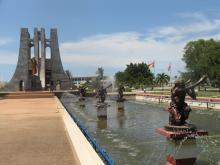 30 marzo: Elmina Hoy visitaremos el fuerte de El-mina y el puerto de los pescadores más bonito de la zona tarde libre.