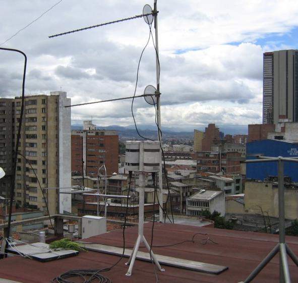 Ministerio de Ambiente, Vivienda y MONITOREO DEL OZONO Y LA RADIACIÓN UV EN COLOMBIA 7.