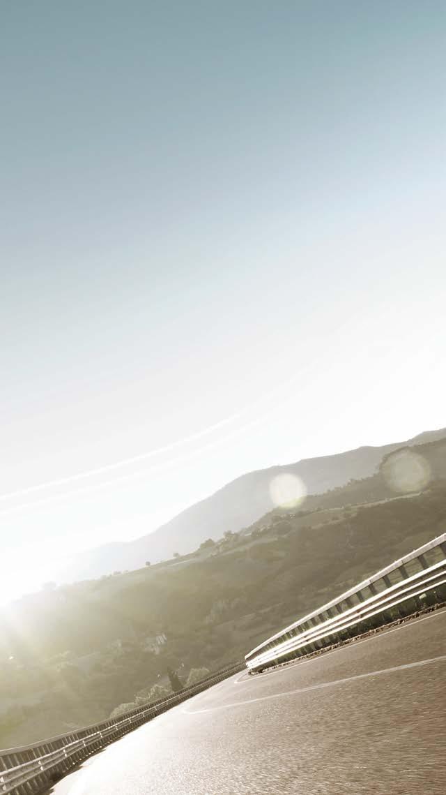 RESUMEN GENERAL Súbete a ella y arranca. Con la F 800 GT, el Gran Turismo adopta su forma más ligera. Y cada kilómetro de carretera se convierte en puro placer de conducir.