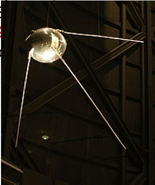 Que país lanzo el primer satélite artificial Los satélites artificiales nacieron durante la guerra fría entre los Estados Unidos y La Unión Soviética, que pretendían ambos llegar a la Luna y a su vez