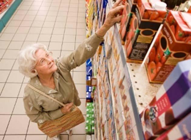 1. Envejecimiento Los consumidores mayores: Están transformando lo que significa ser mayor en términos del estilo de vida. Entusiastas consumidores de productos de salud y belleza.