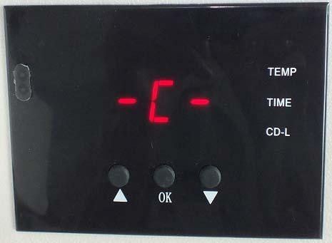 Pulsa el botón OK y se encenderá la temperatura. Utiliza las flechas para ajustar la temperatura al valor deseado. 2.