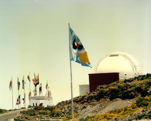 El 26 de mayo de 1979 tiene lugar en el Cabildo de La Palma la firma del Acuerdo Internacional en Materia de Astrofísica,