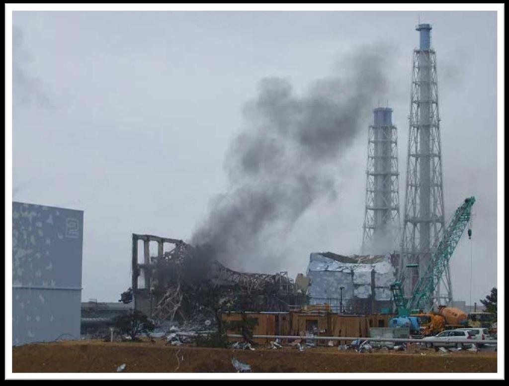 Central de Fukushima tras el accidente: las emisiones radiactivas han obligado a