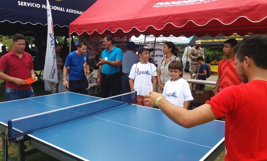 Compartiendo resultados PANDEPORTES Contaron con la presencia de 2 seleccionados nacionales de tenis de mesa, quienes hicieron una exhibición a niños y jóvenes.