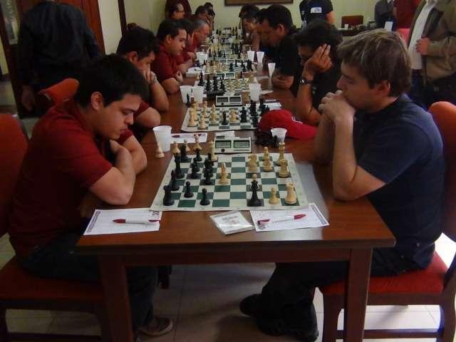 Venezuela partió como principal favorito a ceñirse el campeonato, debido a la presencia de destacados Maestros Internacionales y Maestros FIDE que participaron en la contienda, con un Rating Promedio