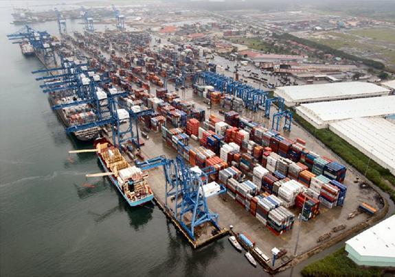 2. Manzanillo Inteligencia de mercados- Perfil logístico de Panamá El puerto de Manzanillo se ubica sobre la costa atlántica, cerca a la entrada del Canal de Panamá y contiguo a la Zona Libre de