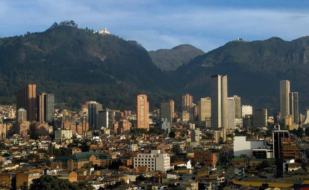 Acerca de Bogotá - Más de 10 millones de habitantes en la ciudad - región. - Ubicación ideal para servir a las Américas.
