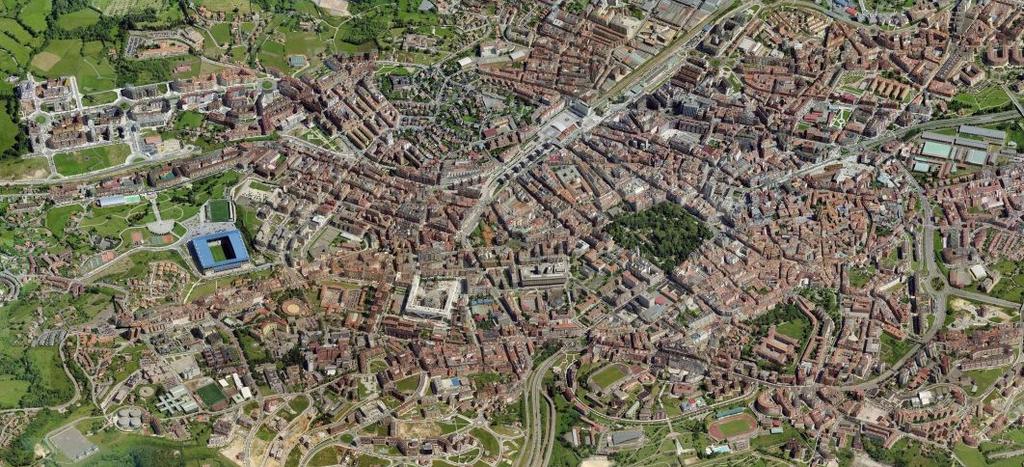 En el área urbana de Oviedo tenida en cuenta en el presente MER, contaba con 220.567 habitantes, según datos del INE del año 2016.