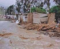 Resumiendo con un ejemplo: El peligro: inundaciones por lluvias intensas. La vulnerabilidad: la ubicación de zonas pobladas junto a las riberas de ríos o quebradas.