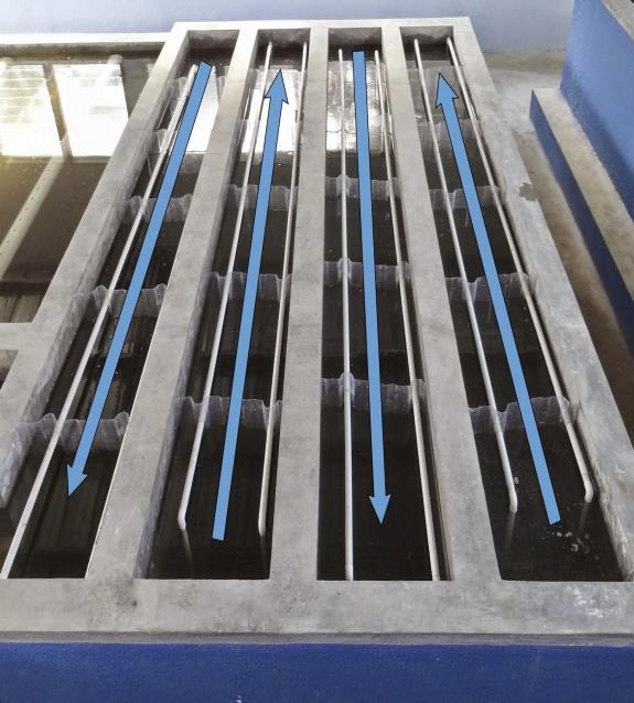 Floculación Propósito y Objetivos Hacer flóculos que pueden sedimentarse en el tanque de sedimentación Captar la mayor cantidad de turbiedad residual posible